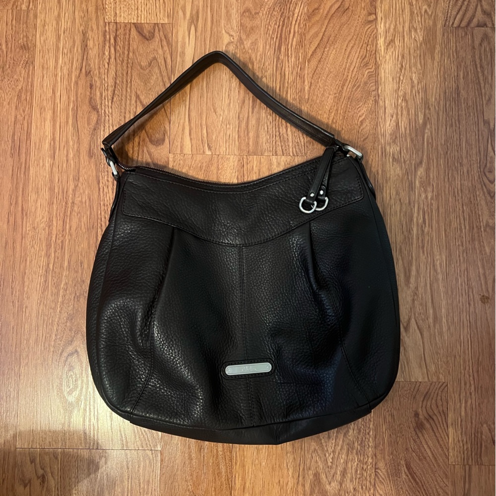 Classic Black Leather Shoulder Bag